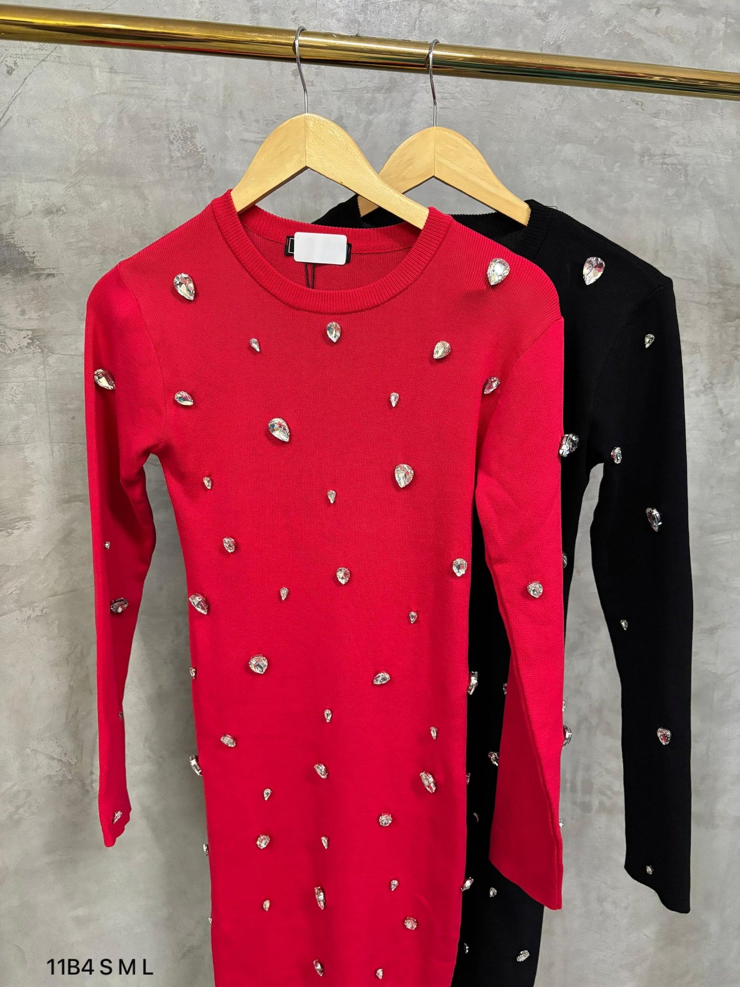 Vestido con Apliques de Pedrería