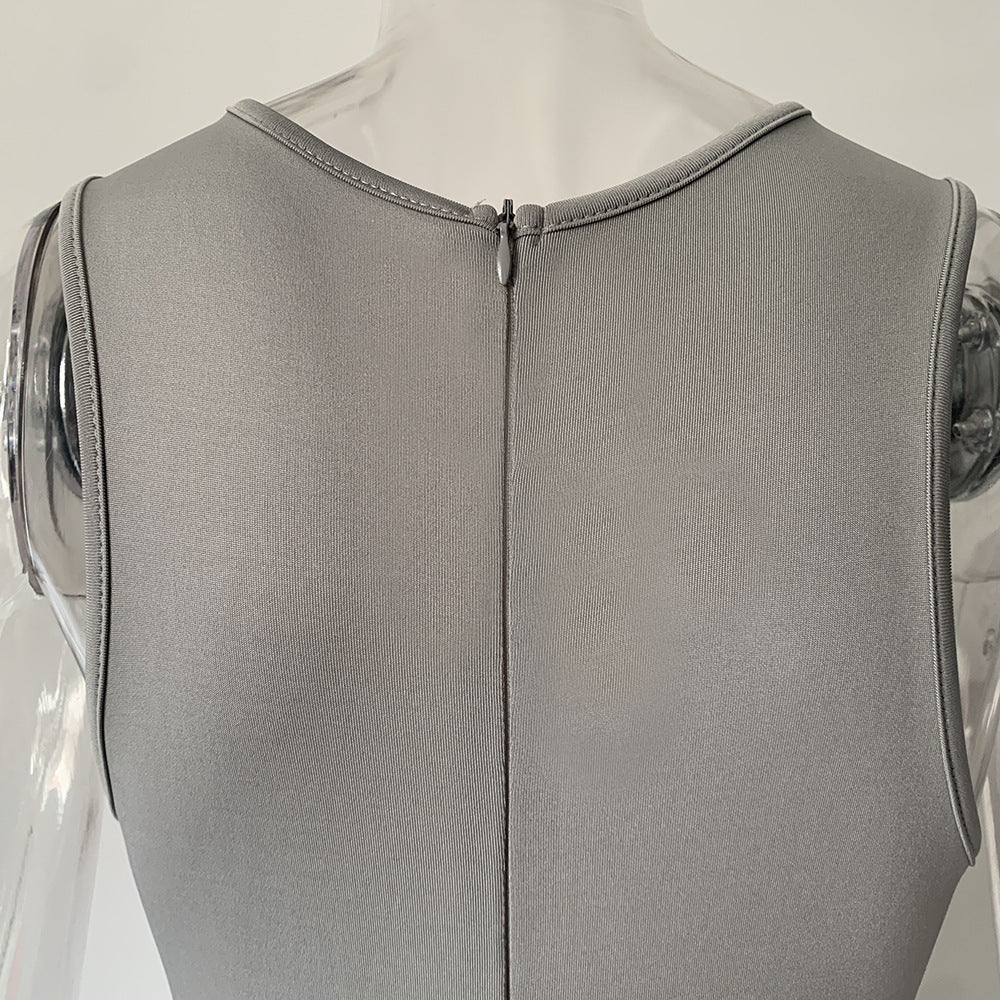 Mono con cremallera hueca y botones de metal sin mangas de verano
